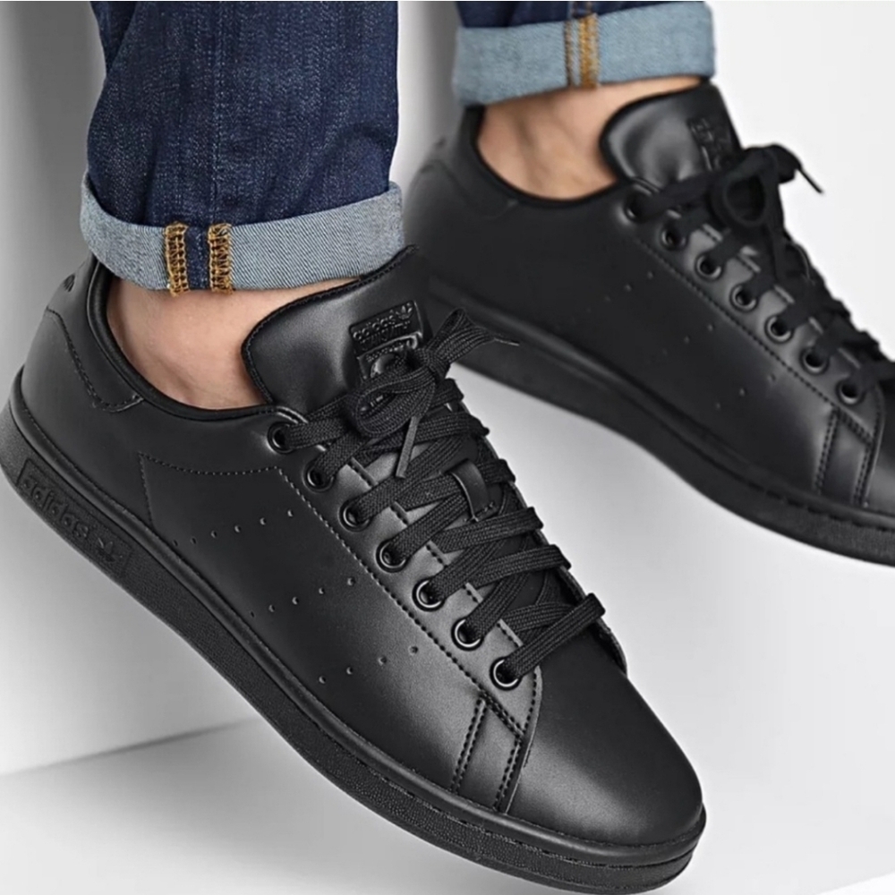 NWB Adidas Originals STAN SMITH LUX Sneakers CBlack Athletic HQ6787‎ Size 6.5